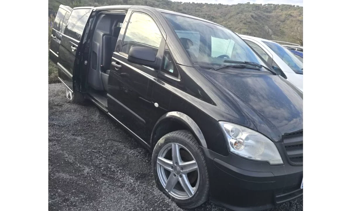 Auto in Vendita a Tirana, Mercedes-Benz, 2011 Diesel,Kambio Manual Pagamento 10,500  Euro.