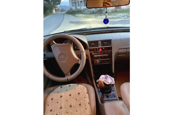 Cars for sale in Tirana - 1,200 Euro