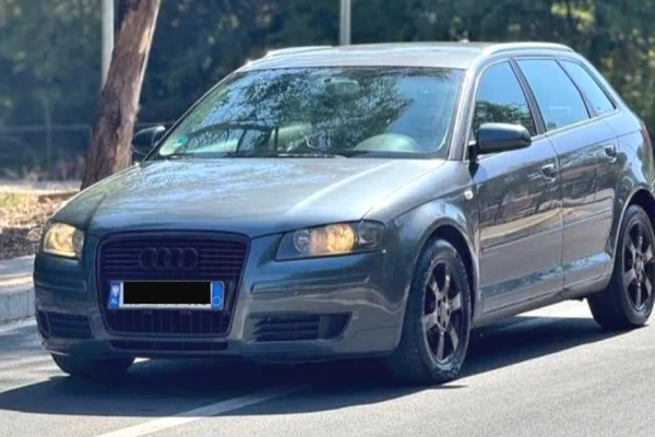 Auto in Vendita a Tirana - 2,999 Euro