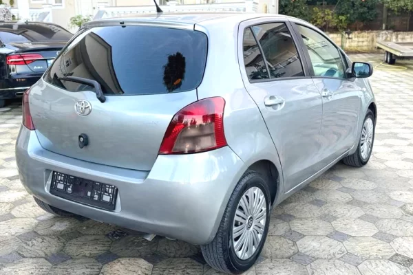 Auto in Vendita a Tirana - 3,400 Euro