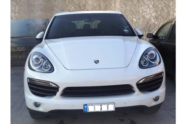 Makina ne shitje ne Tirane - 15,500 Euro