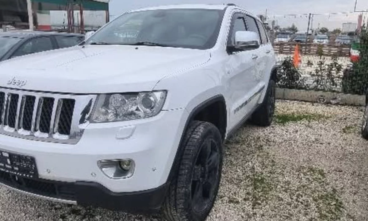 Auto in Vendita a Tirana, Nissan, 2013 Diesel,Kambio Automatik Pagamento 12,000  Euro.