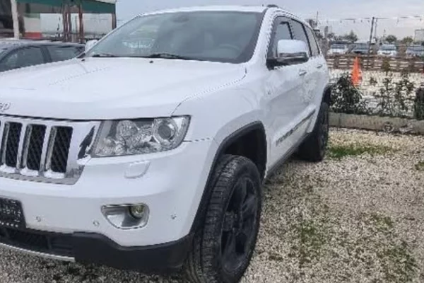 Auto in Vendita a Tirana - 12,000 Euro