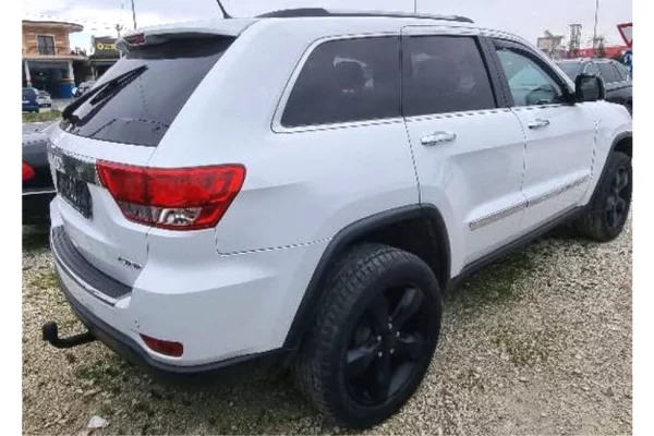 Auto in Vendita a Tirana - 12,000 Euro