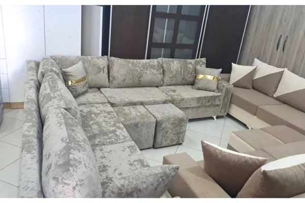 Mobilje dhe Elektroshtepiake ne Tirane - 33,000 Leke