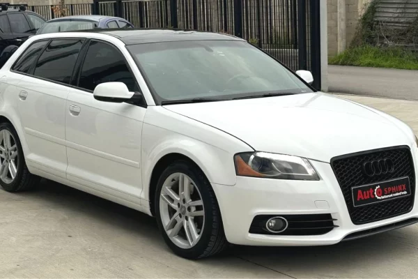 Auto in Vendita a Tirana - 6,800 Euro