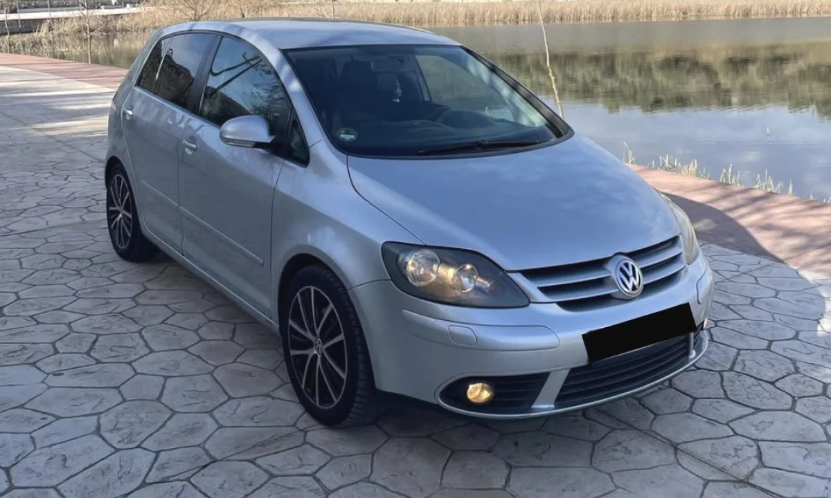 Auto in Vendita a Tirana, Volkswagen, 2007 Diesel,Kambio Manual Pagamento 3,750  Euro.