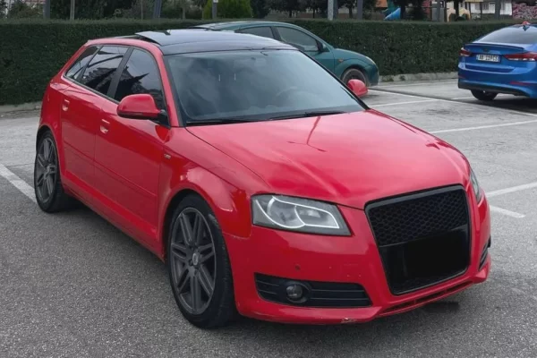 Auto in Vendita a Tirana - 5,900 Euro