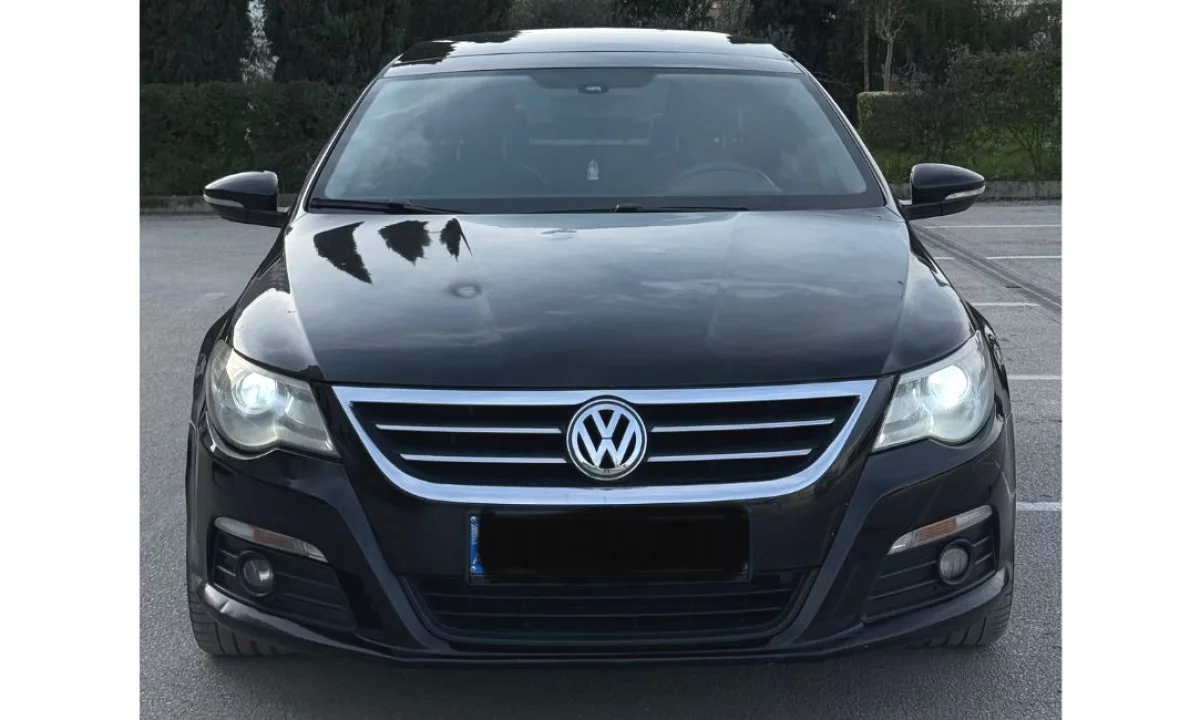 Makina ne shitje ne Tirane, Volkswagen, 2010 Diesel,Kambio Automatik Pagesa 5,300  Euro.