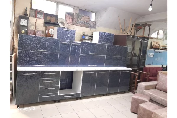 Servizi di srredamento a Tirana - 100,000 Leke