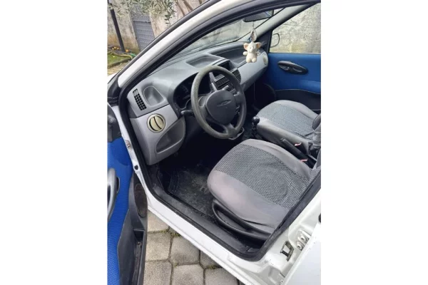 Auto in Vendita a Durazzo - 1,000 Euro