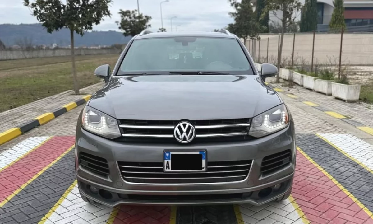 Auto in Vendita a Tirana, Volkswagen, 2014 Diesel,Kambio Automatik Pagamento 15,800  Euro.
