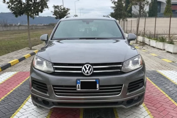 Auto in Vendita a Tirana - 15,800 Euro
