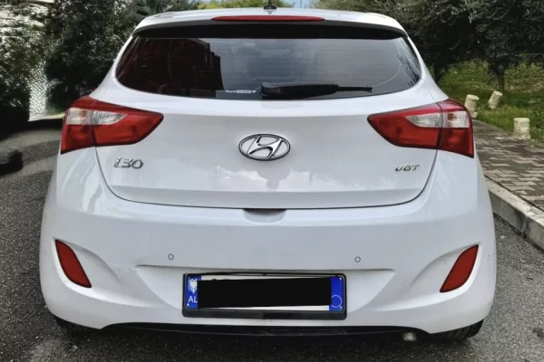 Cars for sale in Tirana - 7,900 Euro