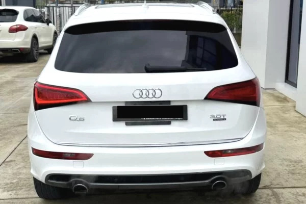 Auto in Vendita a Tirana - 15,900 Euro