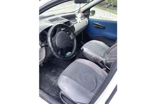 Auto in Vendita a Tirana - 1,200 Euro