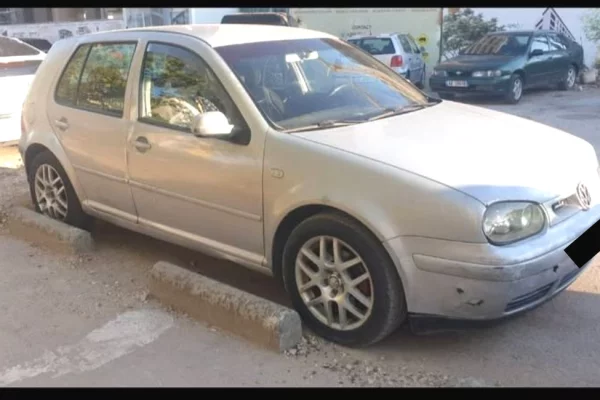 Auto in Vendita a Tirana - 1,400 Euro