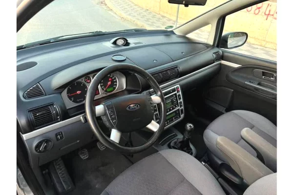 Auto in Vendita a Tirana - 2,500 Euro