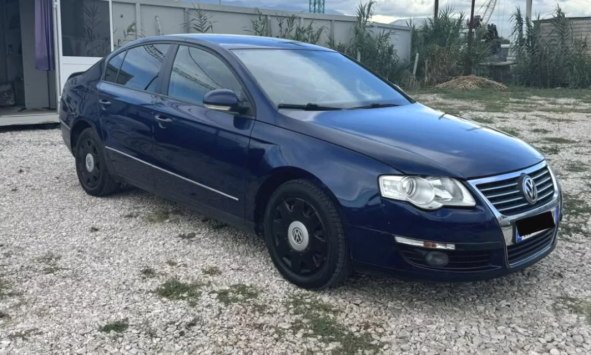 Auto in Vendita a Tirana, Volkswagen, 2006 Diesel,Kambio Manual Pagamento 3,800  Euro.