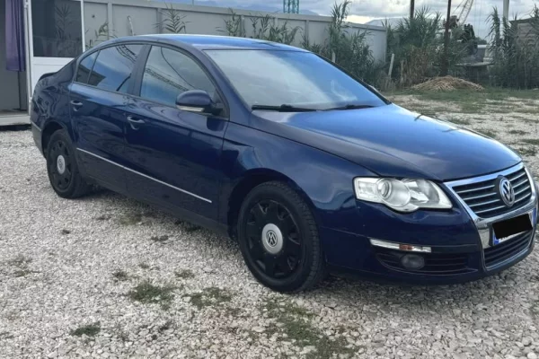 Makina ne shitje ne Tirane - 3,800 Euro