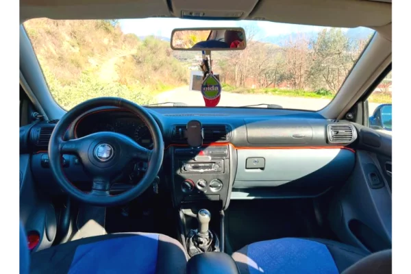 Auto in Vendita a Elbasan - 1,700 Euro