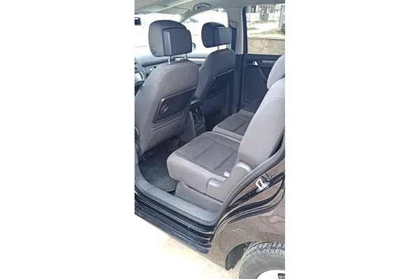 Auto in Vendita a Tirana - 8,900 Euro