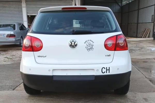 Makina ne shitje ne Tirane - 5,200 Euro