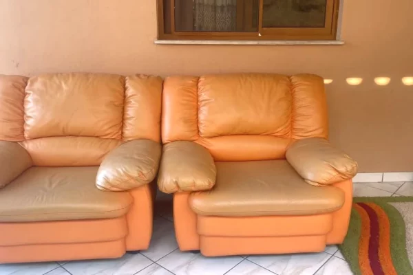 Mobilje dhe Elektroshtepiake ne Tirane - 25,000 Leke