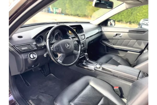 Makina ne shitje ne Tirane - 7,500 Euro