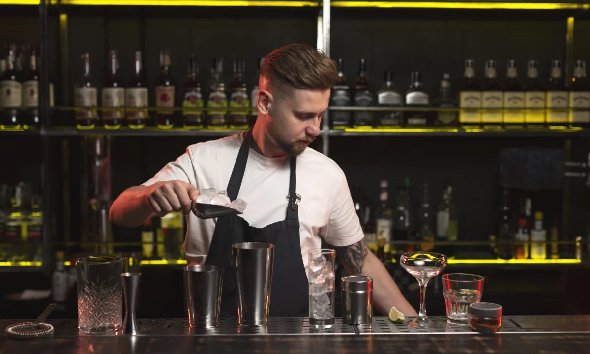 Njoftime Pune ne Tirane, Profesioni Banakier/e , Fillestar/Pak eksperience, Pagesa Me Marreveshje.