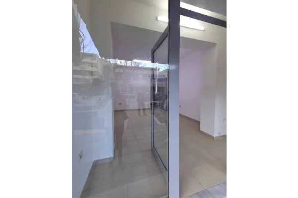  Jepet me qira: Ambjent Biznesi