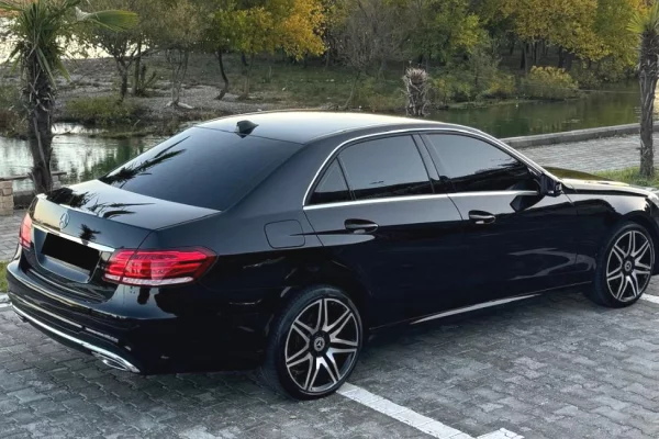 Makina ne shitje ne Tirane - 12,500 Euro