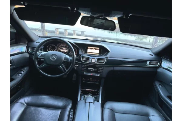 Makina ne shitje ne Tirane - 12,500 Euro