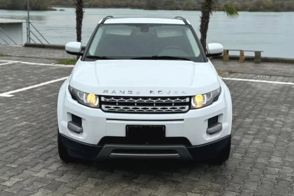 Makina ne shitje ne Tirane - 14,500 Euro