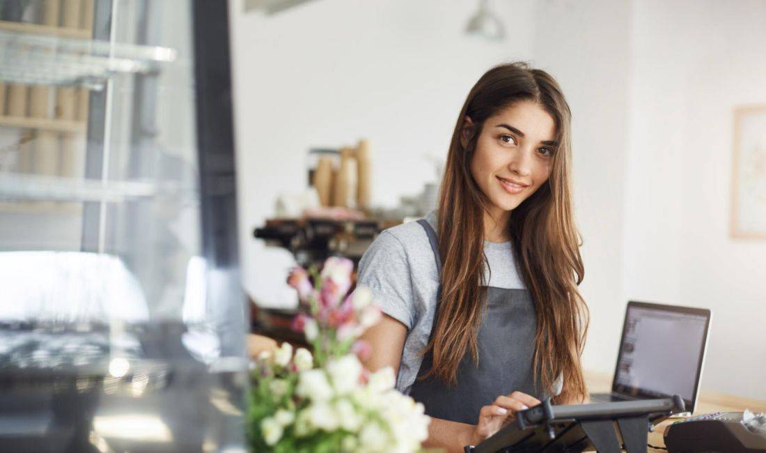 Njoftime Pune ne Tirane, Profesioni Shitëse , Pa Eksperience, Pagesa 50,000  Leke.