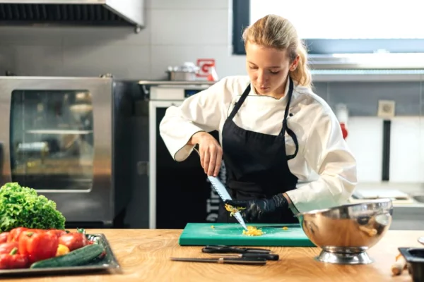 Njoftime Pune per Ndihmese Kuzhiniere ne Tirane