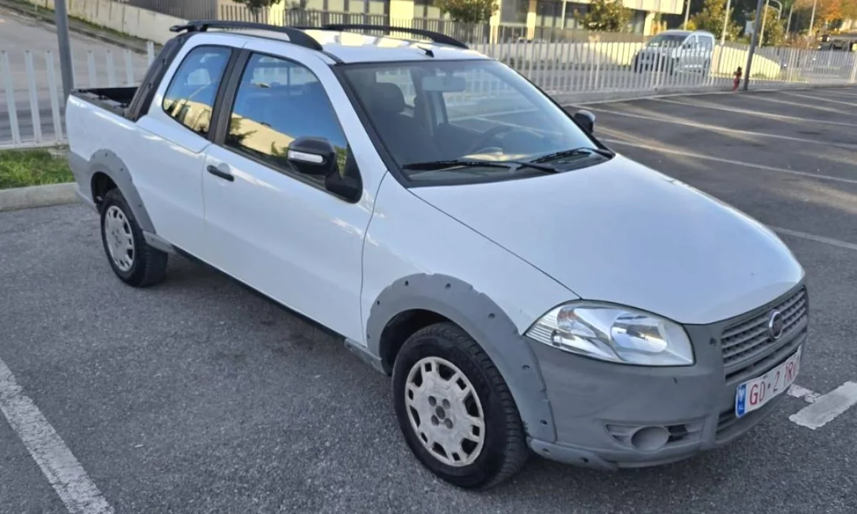 Makina ne shitje ne Tirane, Fiat, 2016 Diesel,Kambio Automatik Pagesa 5,900  Euro.