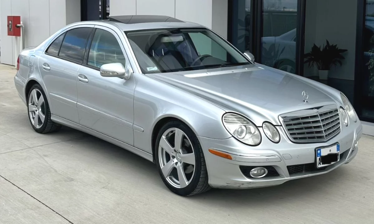 Makina ne shitje ne Tirane, Mercedes-Benz, 2008 Diesel,Kambio Automatik Pagesa 5,700  Euro.