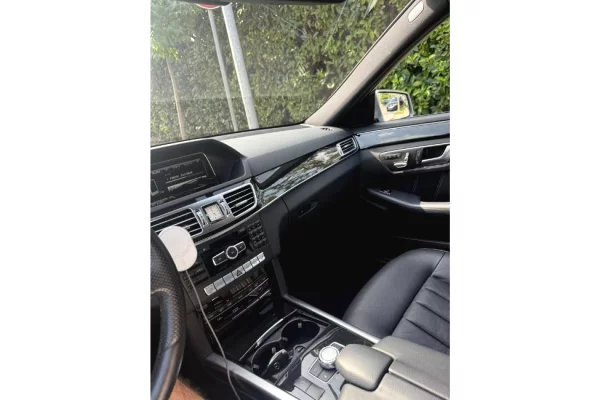 Makina ne shitje ne Tirane - 13,000 Euro