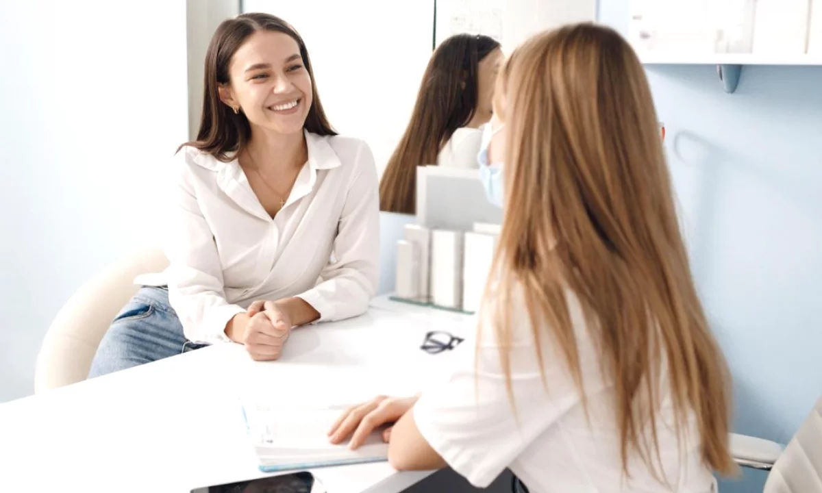 Njoftime Pune ne Tirane, Profesioni Recepsioniste , Fillestar/Pak eksperience, Pagesa 1,000  Euro.