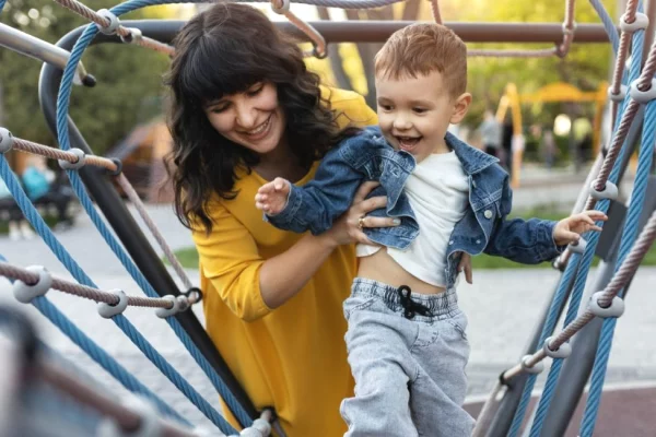 Njoftime Pune per Kujdestare tek lodrat ne Tirane