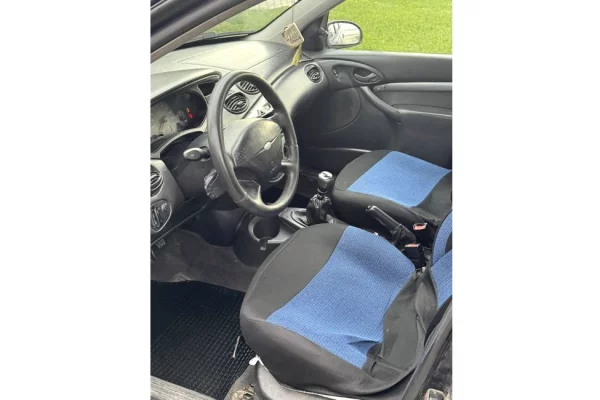 Makina ne shitje ne Tirane - 1,300 Euro