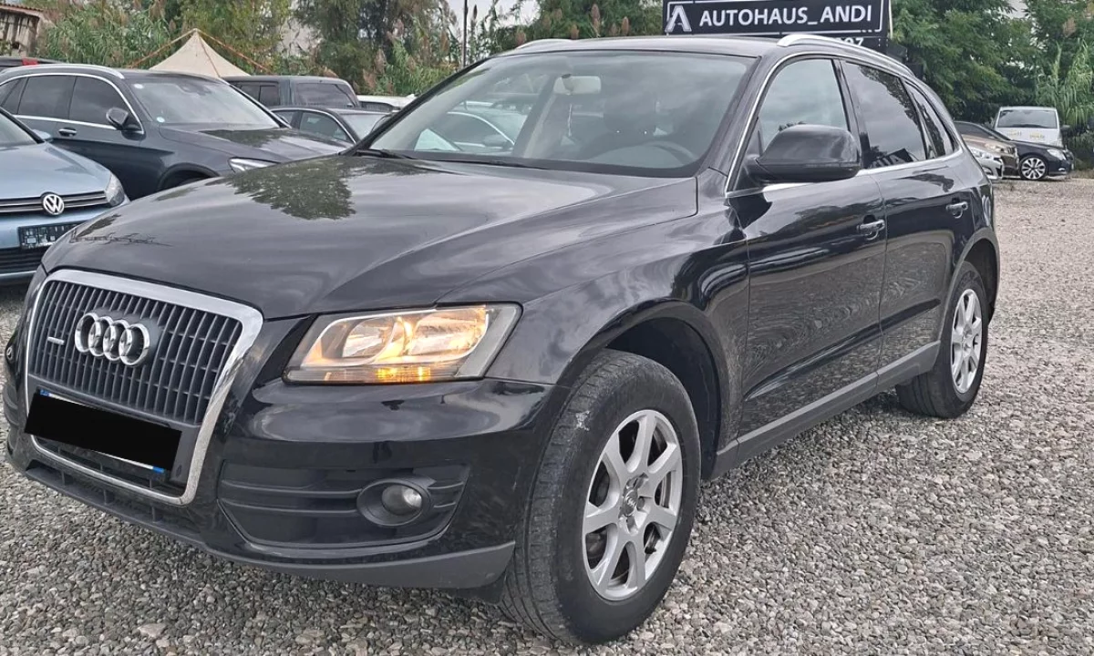 Makina ne shitje ne Tirane, Audi, 2010 Diesel,Kambio Automatik Pagesa 10,200  Euro.