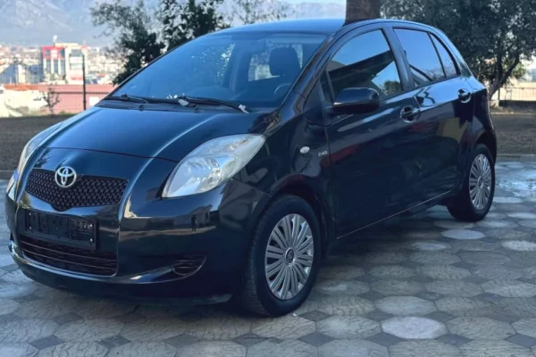 Makina ne shitje ne Tirane - 4,700 Euro