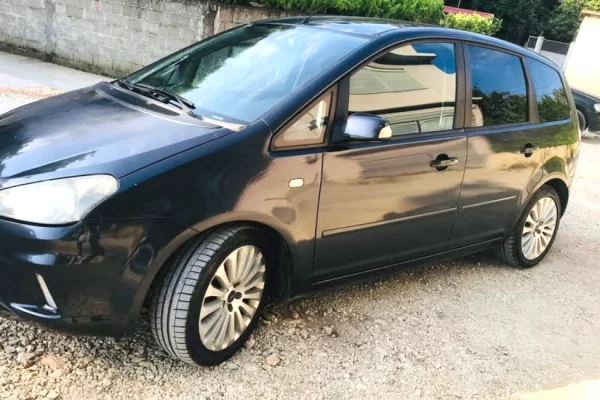  Shitet Ford C-Max 1.6 Naftë – 2008 🔔