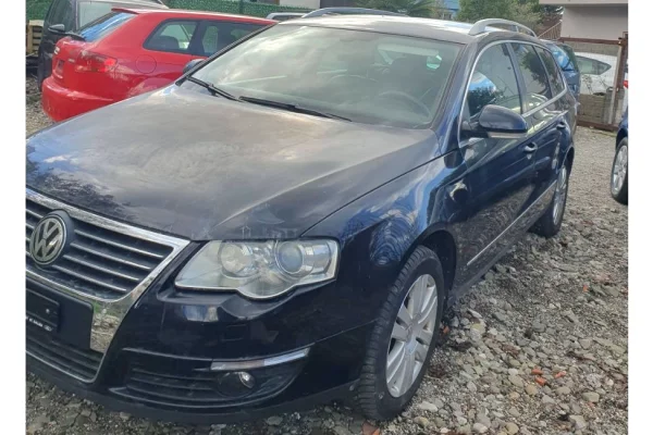 Makina ne shitje ne Tirane - 3,800 Euro