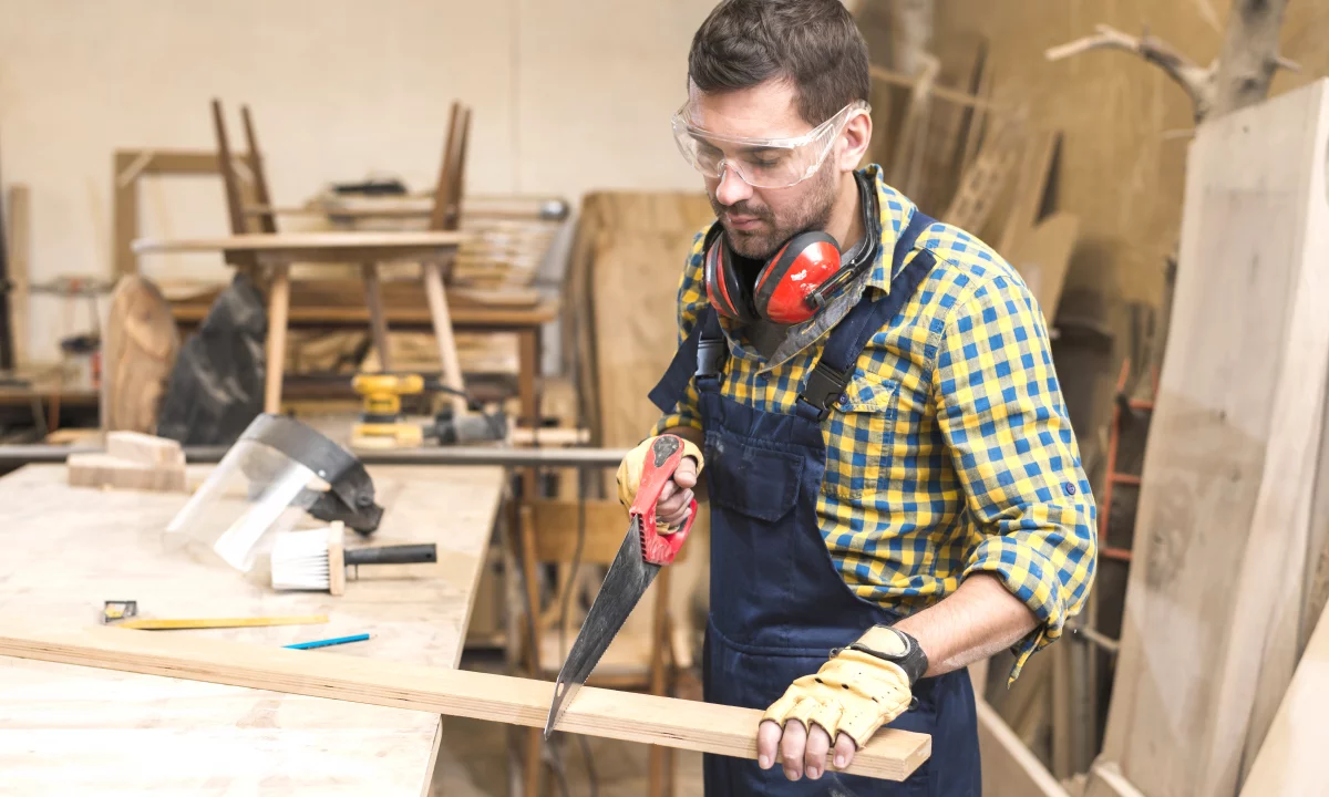 Njoftime Pune ne Tirane, Profesioni Marangoz mobiliesh, Ndihmës marangoz , Me eksperience, Pagesa Me Marreveshje.