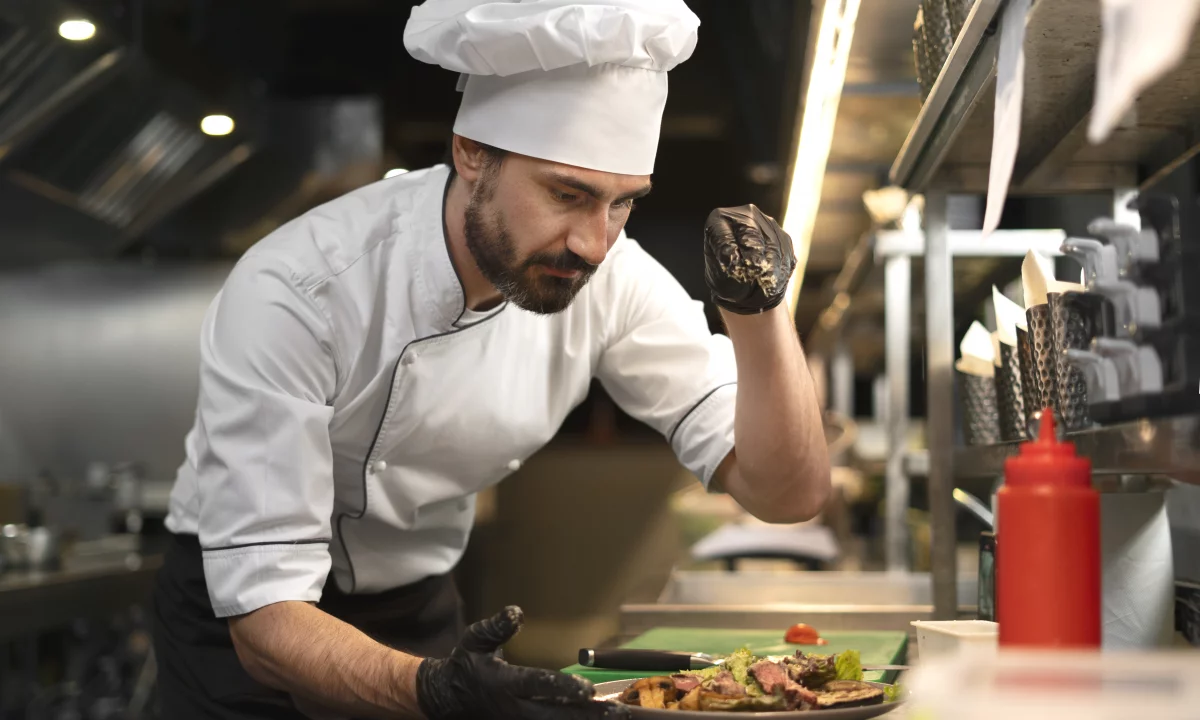 Njoftime Pune ne Tirane, Profesioni Kuzhinier, Picajol , Fillestar/Pak eksperience, Pagesa Me Marreveshje.