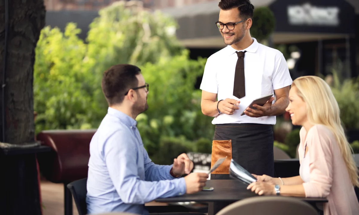 Offerte di lavoro a Tirana, Profession Kamarier dhe Banakier , Principiante/Poca esperienza, Pagamento Trattabile.