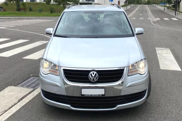 Makina ne shitje ne Tirane - 4,800 Euro